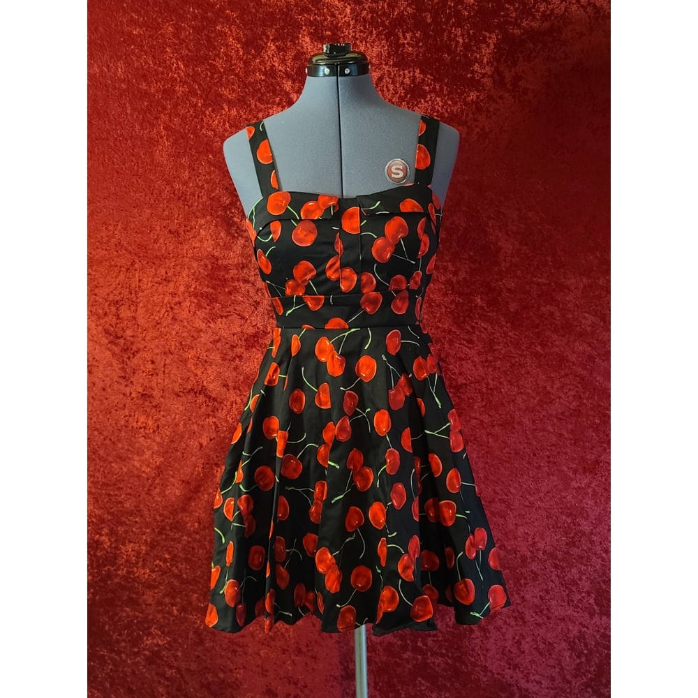 Cherry Pin Up by IXIA